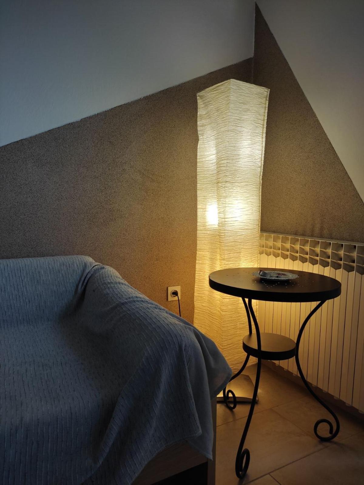Studio Apartman Gorica Огулин Экстерьер фото