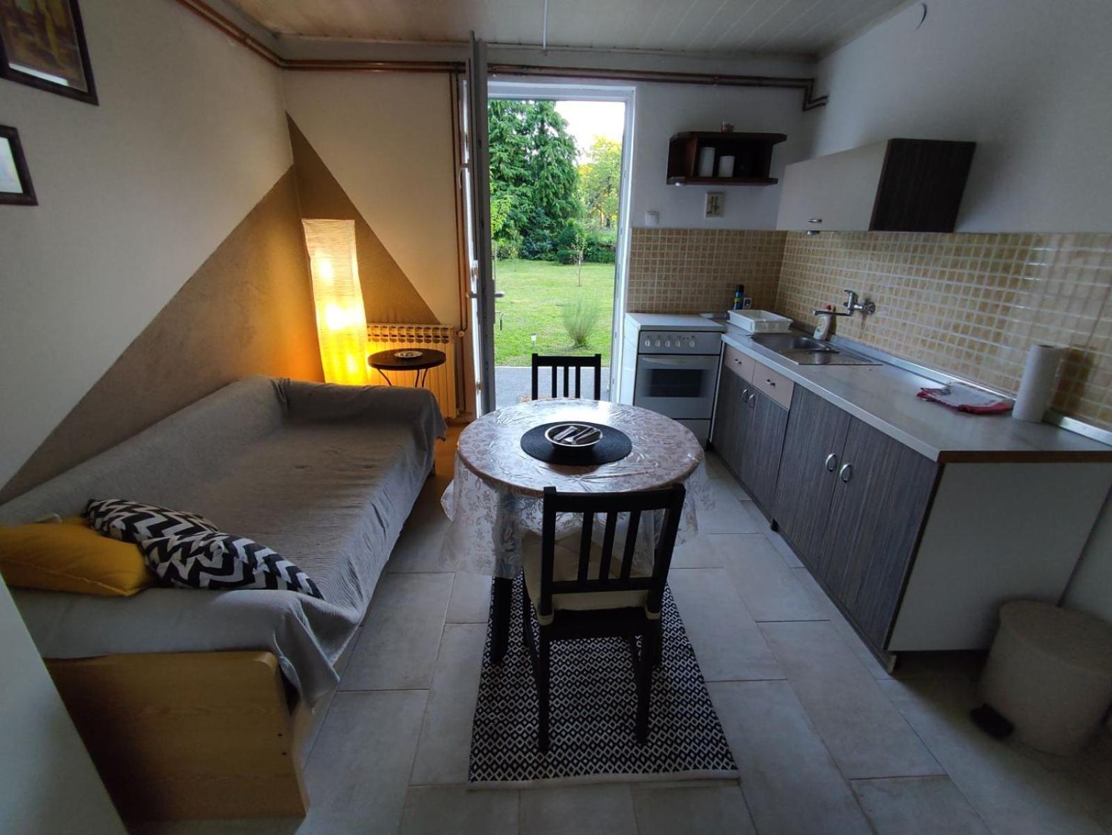 Studio Apartman Gorica Огулин Экстерьер фото